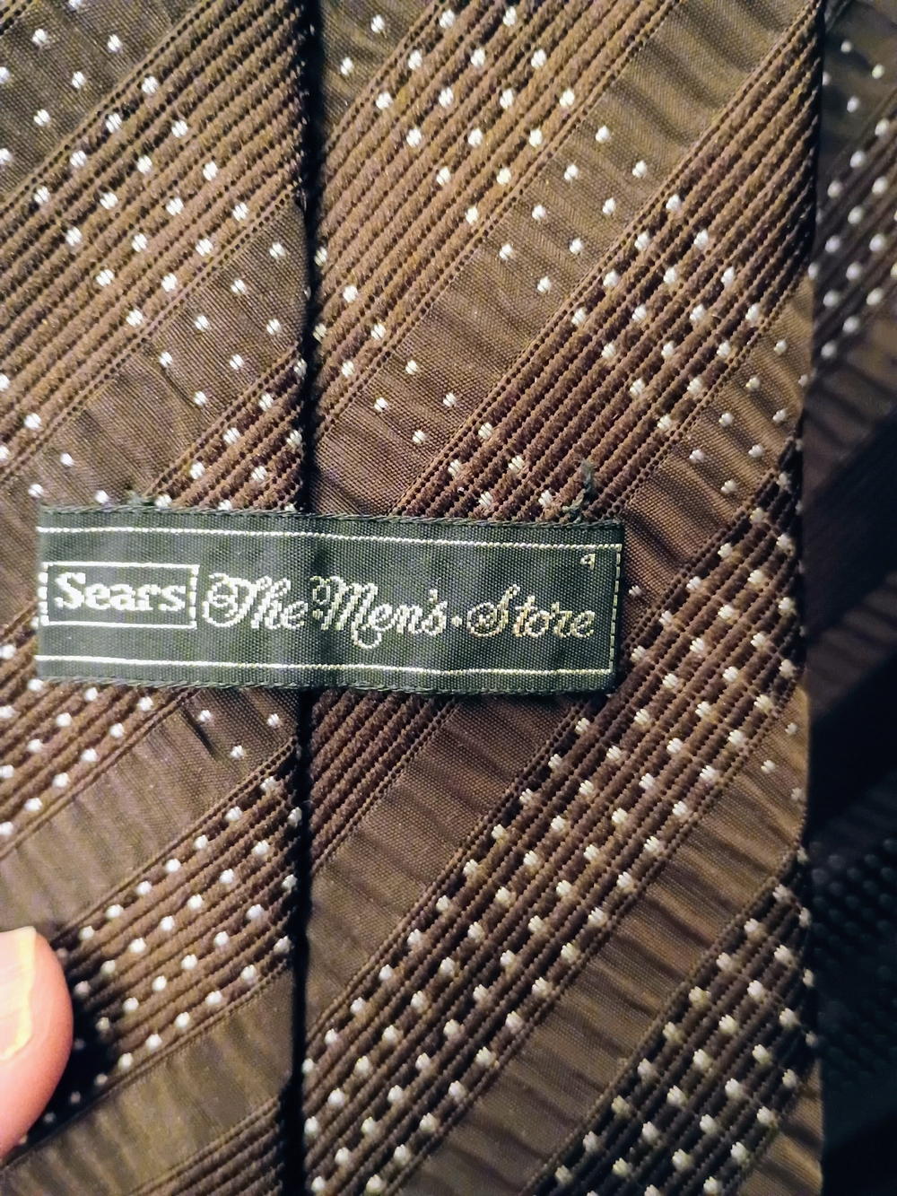 Set of Five Men's  Vintage Neckties in Black, Navy, Brown & Red Stripes - Picture 7 of 7